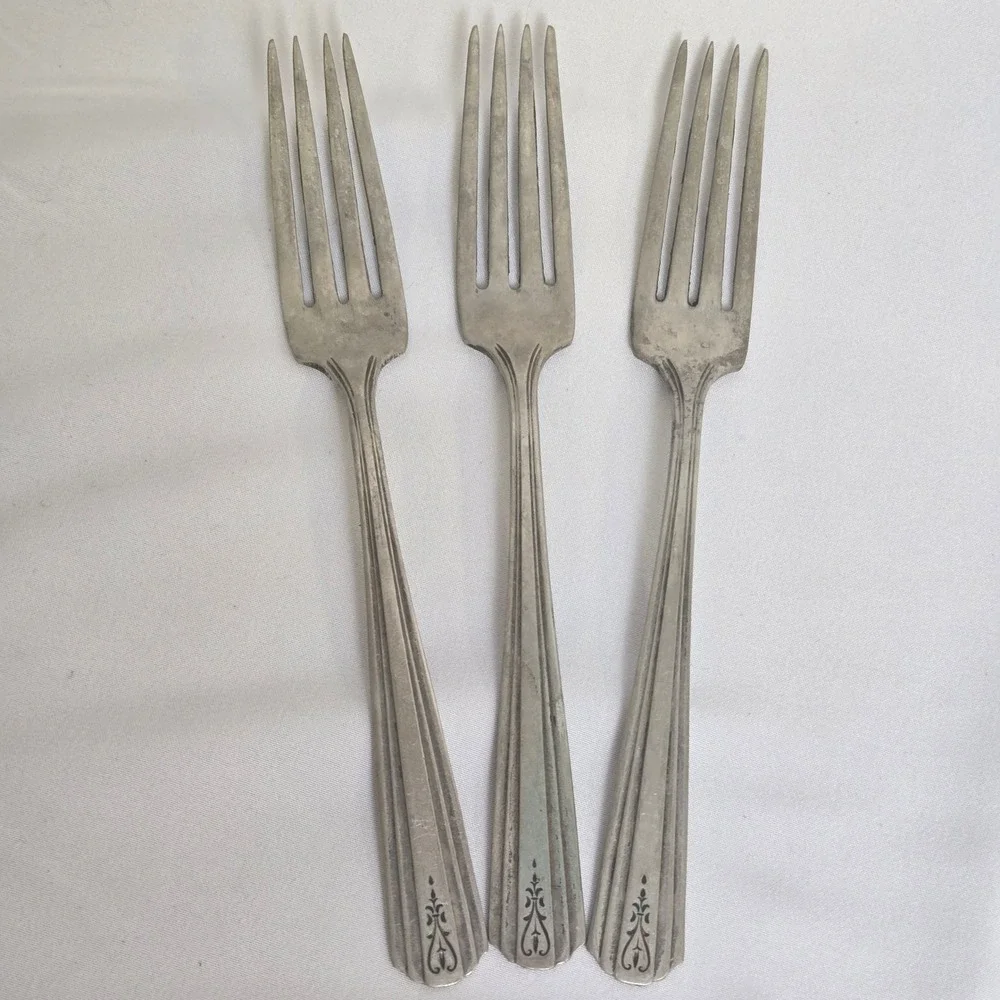 International Silver Avon Pattern Silverplate Forks, Set of 3, 7